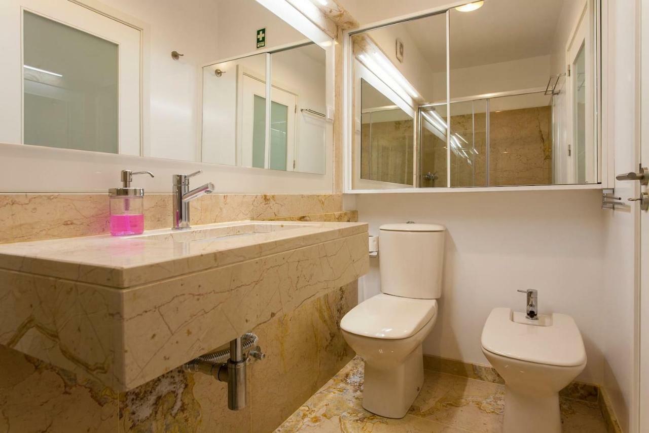 Exquisit Flat Left Appartement Lissabon Buitenkant foto